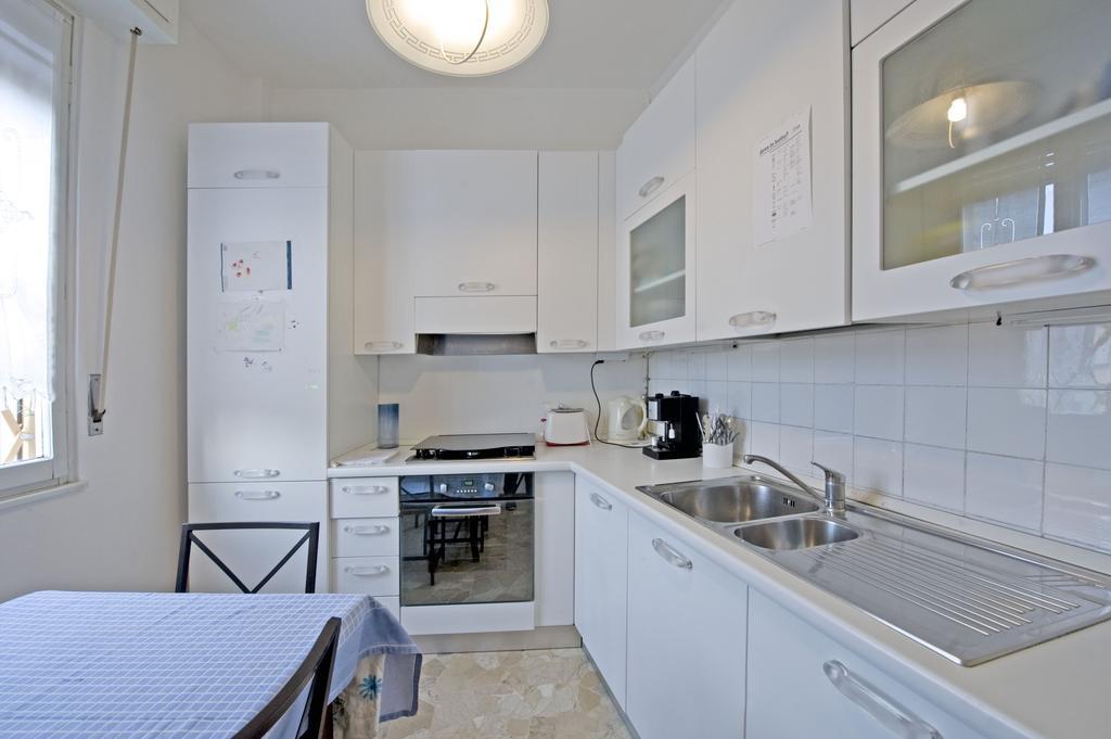 Apartment Chiesarossa Milano Cameră foto